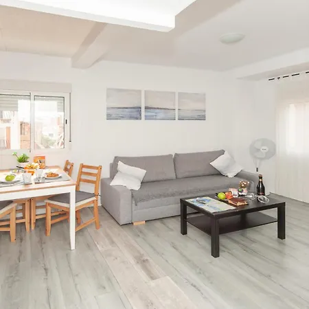 Playa Perils Apartment *