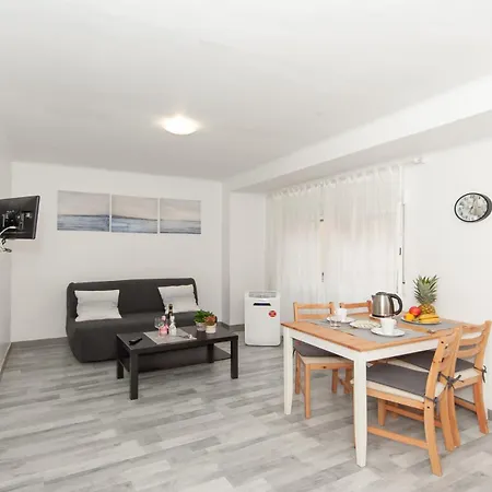 Apartment Playa Perils Lloret de Mar